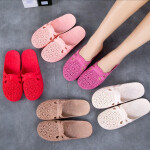 Women Wear Beach Sandals slippers