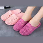 Women Wear Beach Sandals slippers