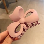 Elegant Frosted Hollow Out Heart Shape Catching Hair Clip Claws for Women Girls Geometry Bowknot Peach Hairpin Hair Acce