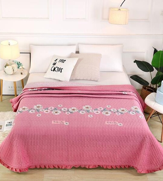 Warm Soft Crystal Velvet King Bedspread Blanket 200x230cm Stitching Bed Covers Mattress Not Including Pillowcase