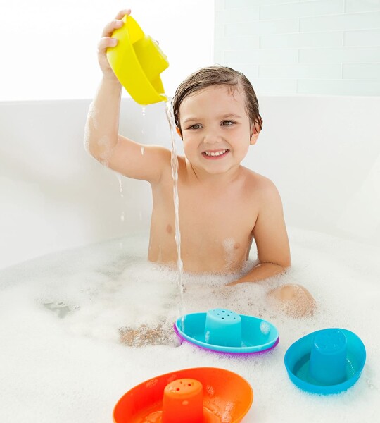 Boon FLEET Toddler Bath Tub Water Stacking Boat Toy Set for Kids Aged 9 Months and Up, Multicolor (Pack of 5)
