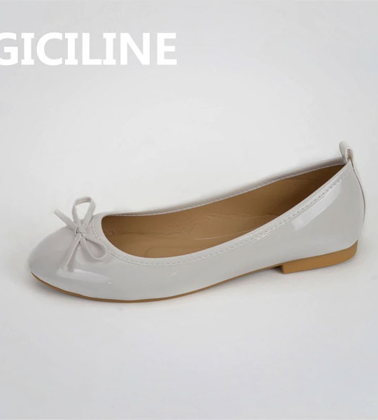 Women Flats Patent Leather Shoes